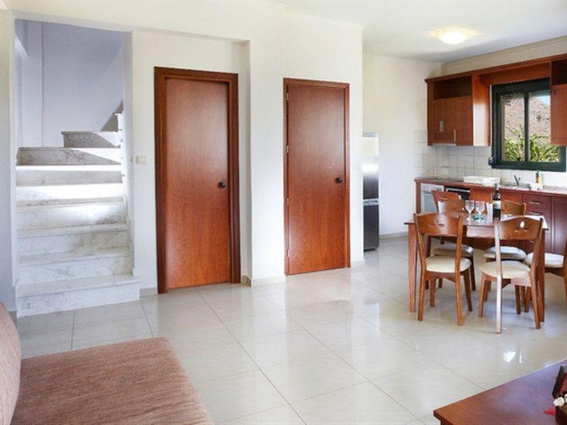 Anna'S House Aparthotel Georgioupoli Exteriör bild